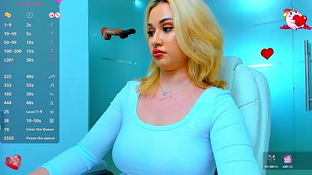 Snapshot of sassy_madeline chatting on 02.17.25 sassy madeline online show from 02.17.25