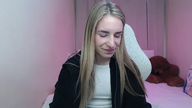 Snapshot of DeboraHorny chatting on 04.26.26 DeboraHorny online show from 04.26.26