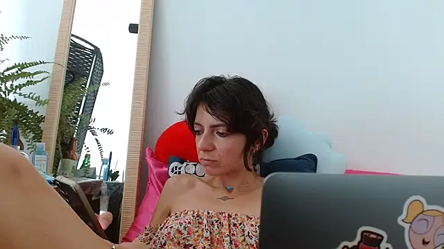 Snapshot of Labebe-rica chatting on 06.19.26 Labebe-rica online show from 06.19.26