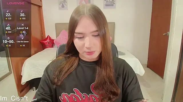 Snapshot of Miley_Baker chatting on 02.11.25 Miley Baker online show from 02.11.25