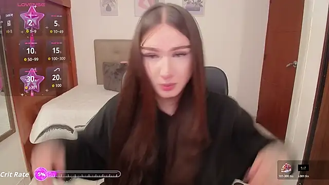 Snapshot of Miley_Baker chatting on 11.05.25 Miley Baker online show from 11.05.25