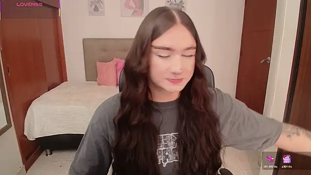 Miley Baker online show from 01.12.26