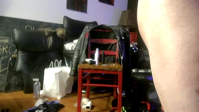 Snapshot of TheHellBilly chatting on 02.08.26 TheHellBilly online show from 02.08.26