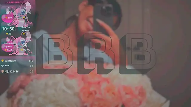 Snapshot of Mia_Tin chatting on 02.22.25 Mia Tin online show from 02.22.25