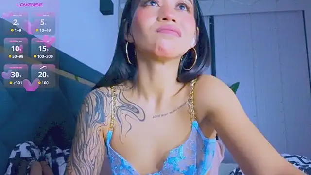 Mia Tin online show from 02.07.26