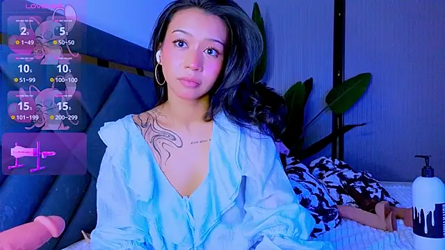 Mia Tin online show from 04.03.26