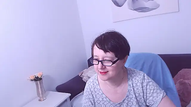 ChristaRose online show from 03.10.25