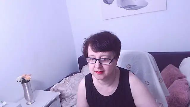 ChristaRose online show from 09.27.25