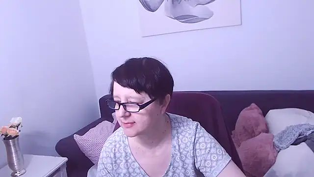 ChristaRose online show from 02.20.26