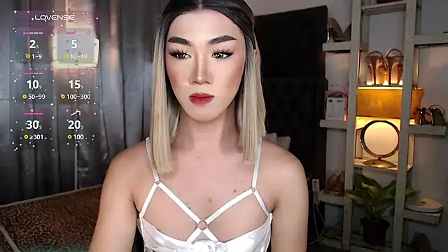 Local Hoelyx online show from 12.15.24