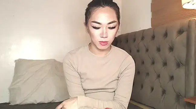 Local Hoelyx online show from 02.27.25