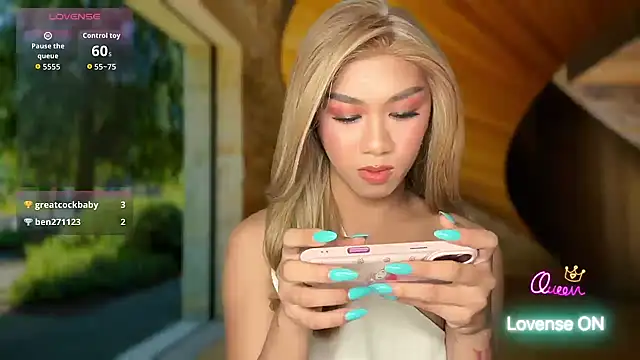 Local Hoelyx online show from 05.21.26