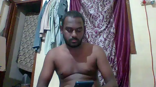 Snapshot of Slavebottombdsm09 chatting on 01.24.25 Slavebottombdsm09 online show from 01.24.25