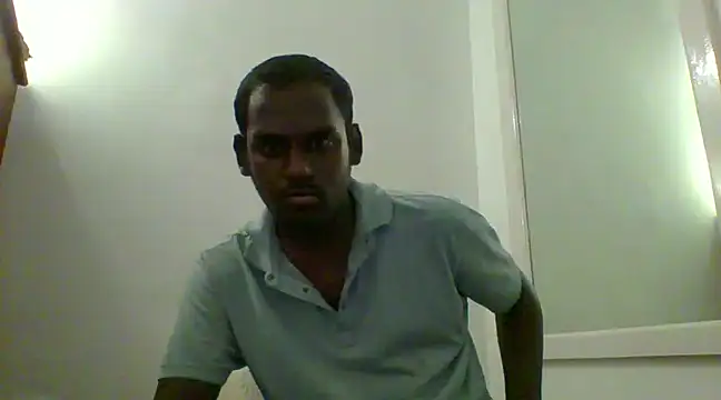 Snapshot of Slavebottombdsm09 chatting on 02.14.25 Slavebottombdsm09 online show from 02.14.25