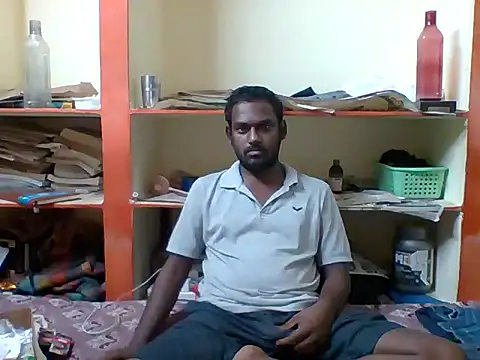 Snapshot of Slavebottombdsm09 chatting on 03.19.25 Slavebottombdsm09 online show from 03.19.25