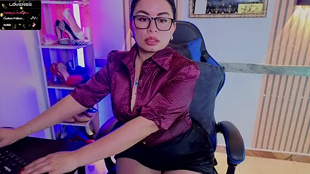 Ivvannaparis online show from 04.17.26