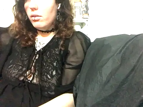 Snapshot of poppergirl69 chatting on 10.09.25 poppergirl69 online show from 10.09.25