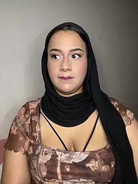 Snapshot of Maryam_yamal chatting on 02.20.25 Maryam yamal online show from 02.20.25