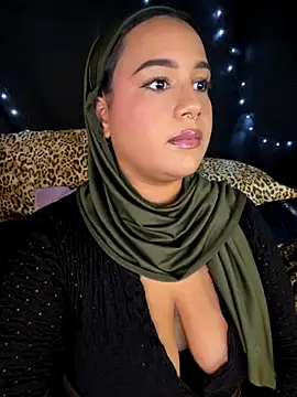 Snapshot of Maryam_yamal chatting on 11.08.25 Maryam yamal online show from 11.08.25