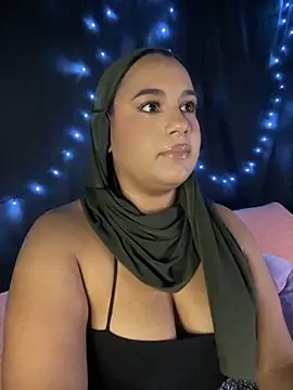 Snapshot of Maryam_yamal chatting on 11.22.25 Maryam yamal online show from 11.22.25