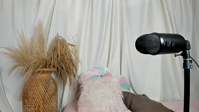 susy angel online show from 09.13.25