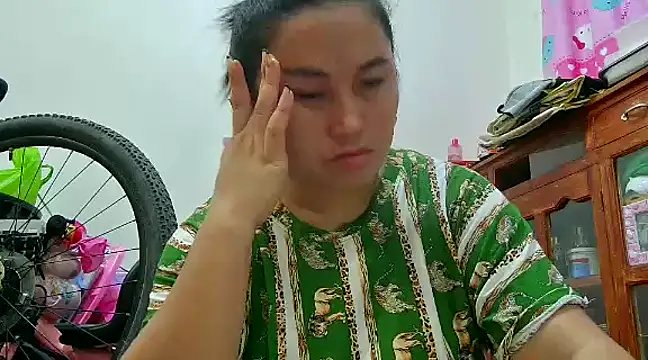 Snapshot of LalaiAsian chatting on 12.22.24 LalaiAsian online show from 12.22.24