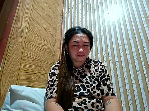 LalaiAsian online show from 03.01.26