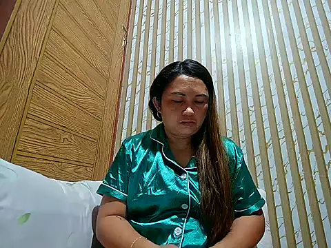 LalaiAsian online show from 03.18.26