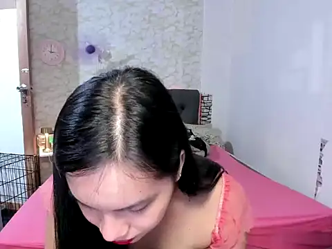 Hebefemme online show from 09.29.25