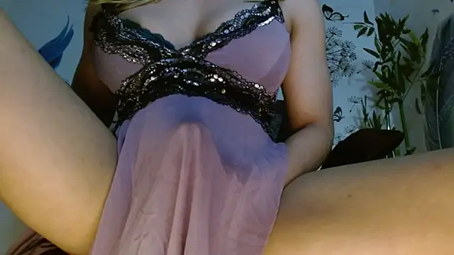 Snapshot of 10inchBigCUMSHOT chatting on 09.15.25 10inchBigCUMSHOT online show from 09.15.25