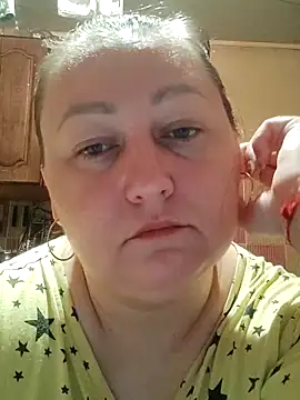 Snapshot of Rini333 chatting on 05.18.26 Rini333 online show from 05.18.26