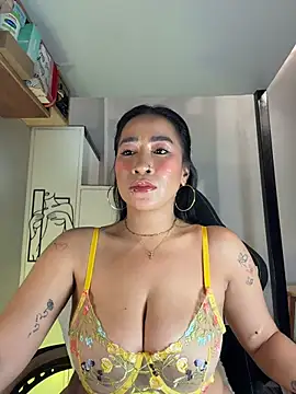 Snapshot of AsianMilfSheryl chatting on 03.21.26 AsianMilfSheryl online show from 03.21.26