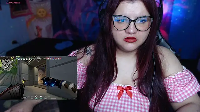 Snapshot of Annee23 chatting on 06.22.26 Annee23 online show from 06.22.26