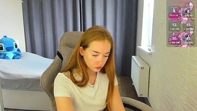 Hot Mia  online show from 06.15.26
