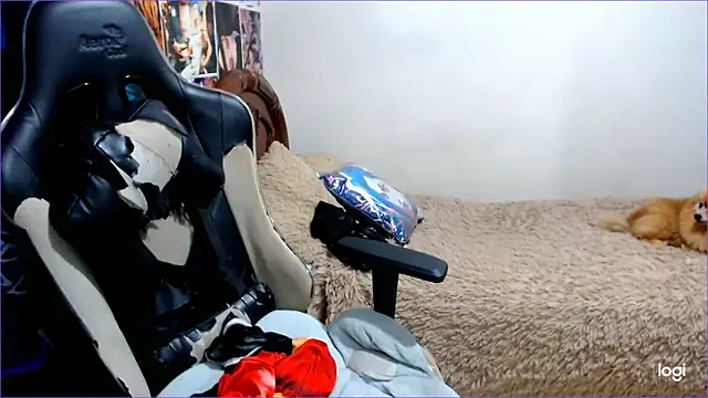 Snapshot of JINX_26 chatting on 01.15.25 JINX 26 online show from 01.15.25