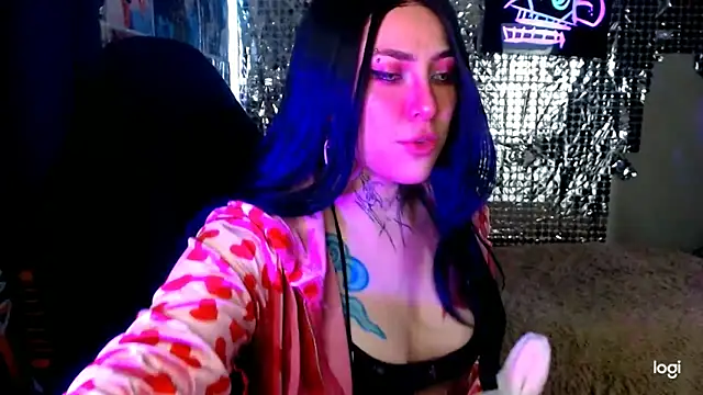 Snapshot of JINX_26 chatting on 11.25.25 JINX 26 online show from 11.25.25