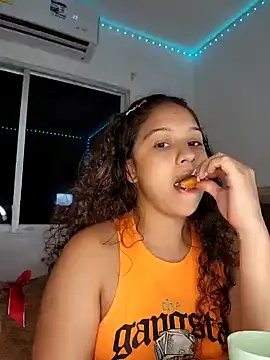 Snapshot of Shara_dreams chatting on 01.09.25 Shara dreams online show from 01.09.25