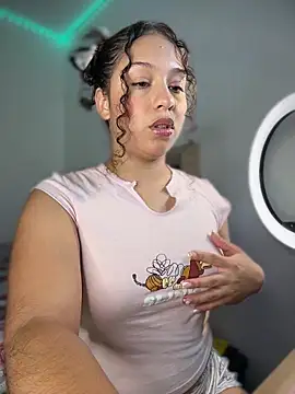 Snapshot of Shara_dreams chatting on 11.15.25 Shara dreams online show from 11.15.25