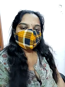 Snapshot of lovely-latha chatting on 01.07.25 lovely-latha online show from 01.07.25