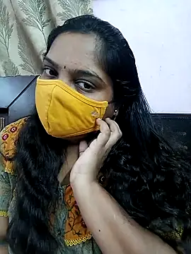 Snapshot of lovely-latha chatting on 02.23.25 lovely-latha online show from 02.23.25
