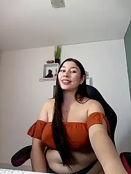 bella 99  online show from 02.07.25