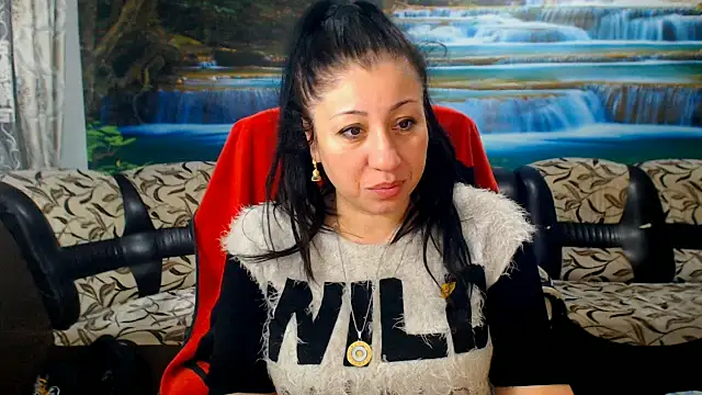 MoistMady online show from 04.03.26