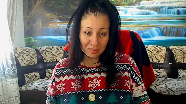 MoistMady online show from 04.06.26