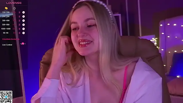 elinanortas online show from 03.13.25