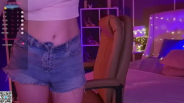 elinanortas online show from 03.17.25