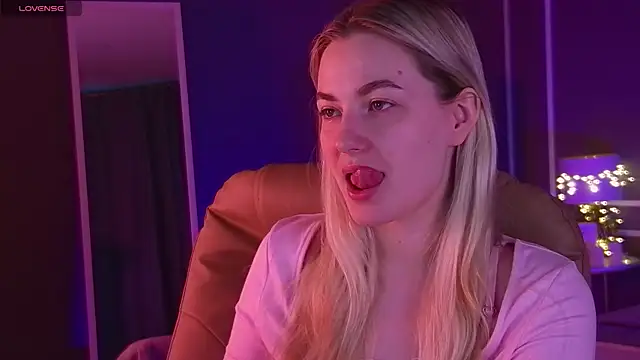 elinanortas online show from 03.19.25