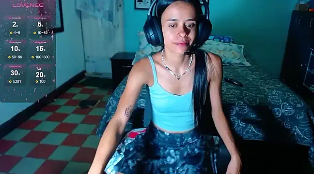 Mia sexy18  online show from 03.08.25