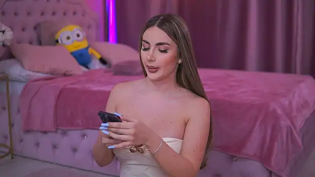 Snapshot of AshleySinn chatting on 02.11.25 AshleySinn online show from 02.11.25