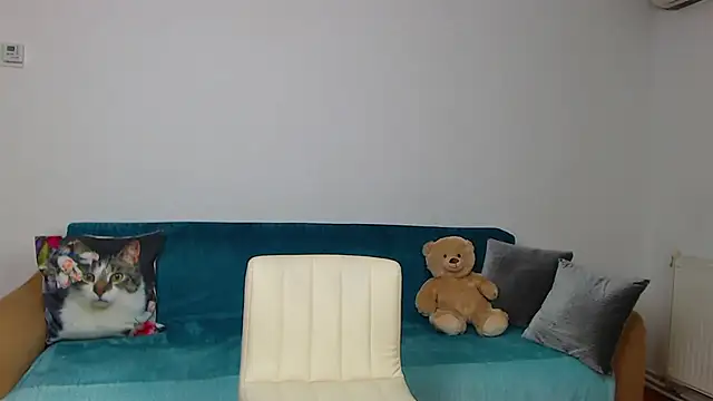 SaraDaisy online show from 01.22.25