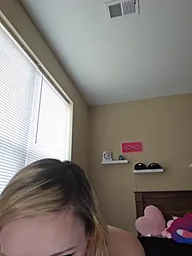 AmethystFoxx online show from 06.29.26
